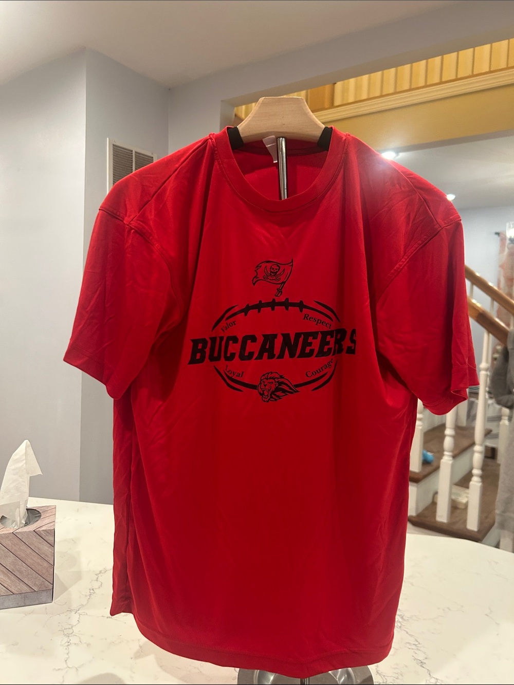 Men's Red Short Sleeve Graphic Tee